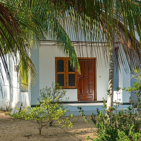 Surf & Yoga Arugam Bay Hotel Екстериор снимка