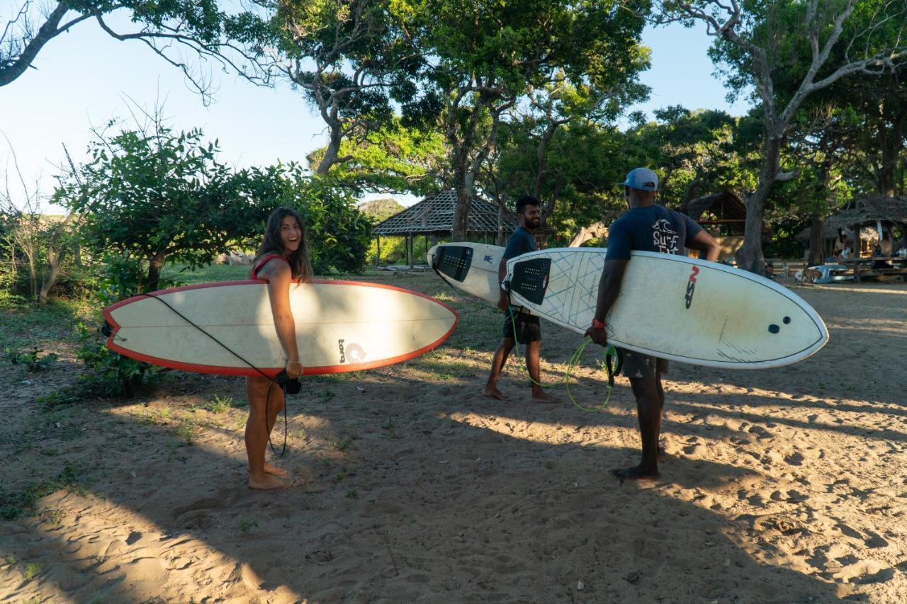 Surf & Yoga Arugam Bay Hotel Екстериор снимка