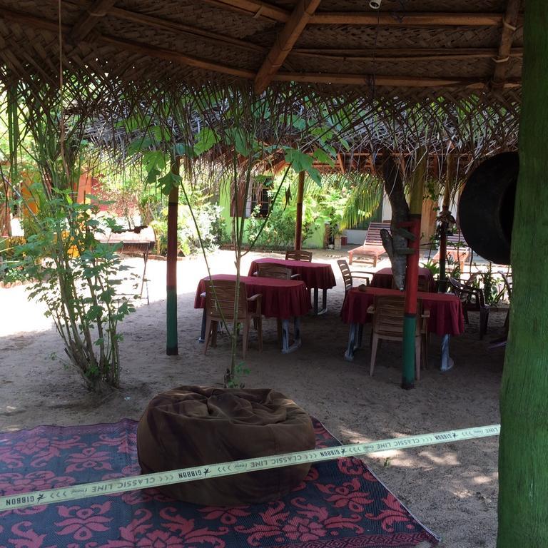 Surf & Yoga Arugam Bay Hotel Екстериор снимка